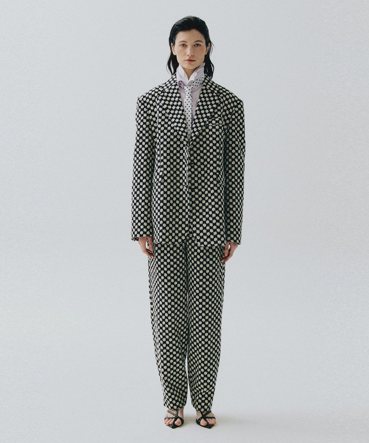 베데르미(VEDERMI) daisy embroidered trouser