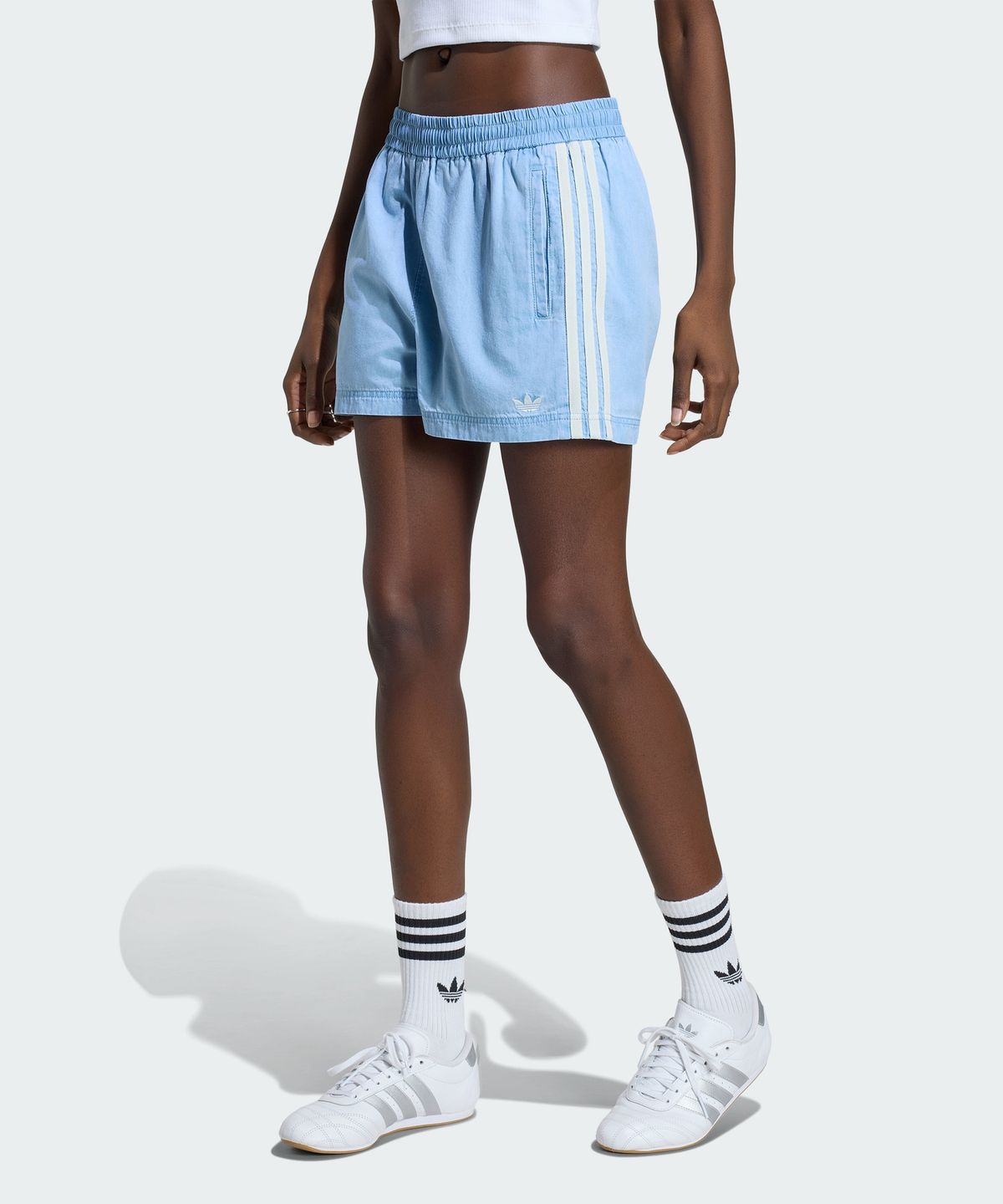 아디다스(ADIDAS) 서머 글로우 데님 숏 팬츠 - 라이트데님 / KY3170