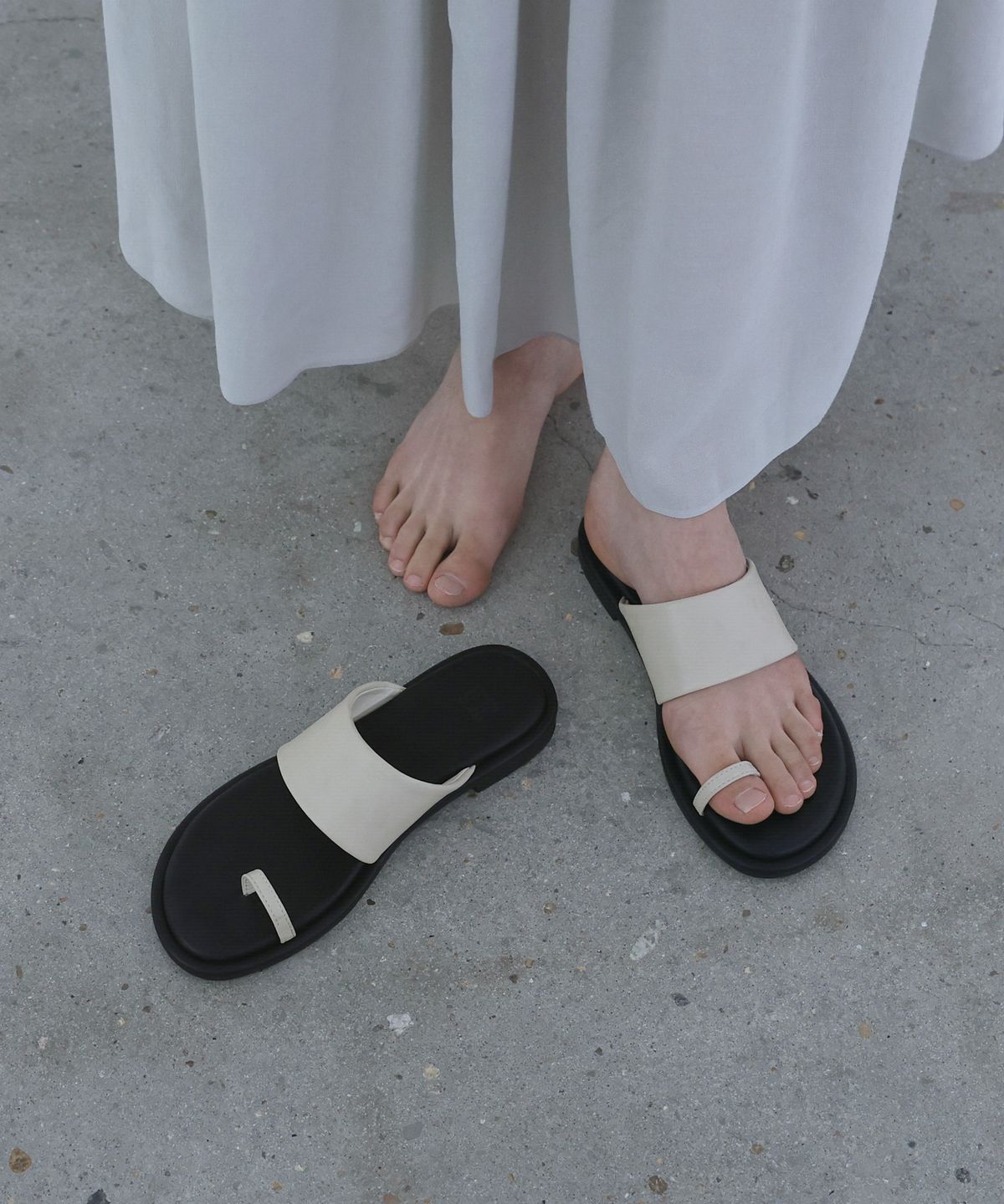 에퓨레(EPURE) LOE Flat Slides (3color)