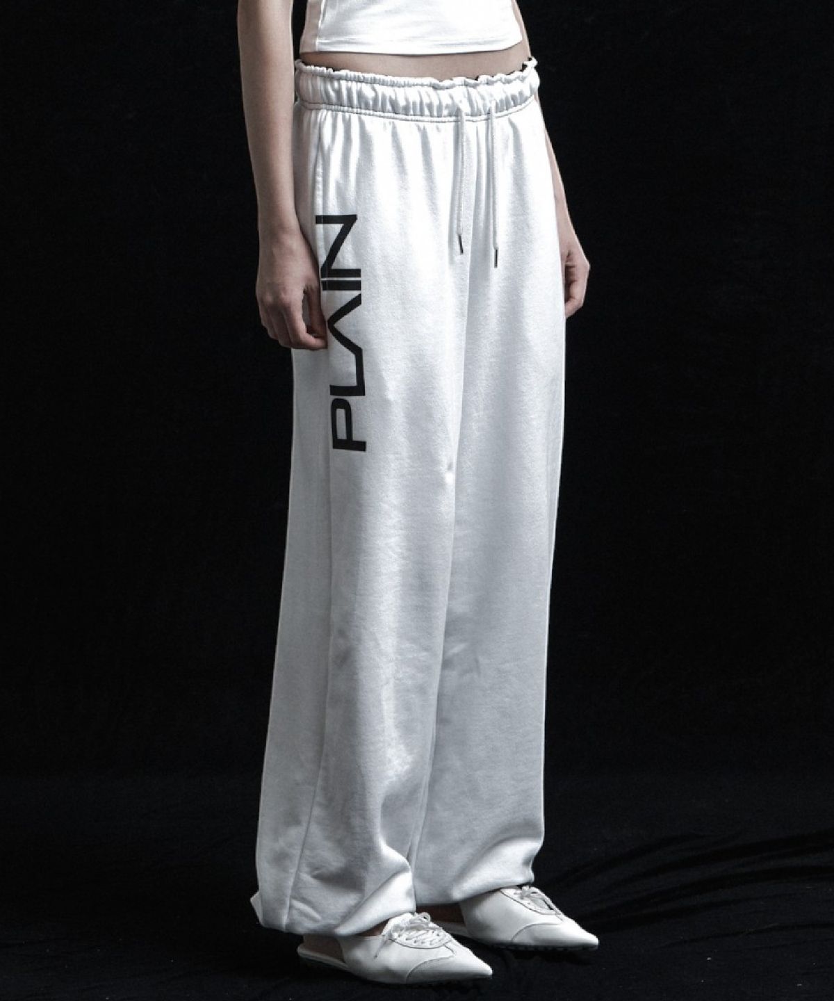 시너진(SYNERJYN) PLAIN FOLD-OVER SWEAT PANTS WHITE