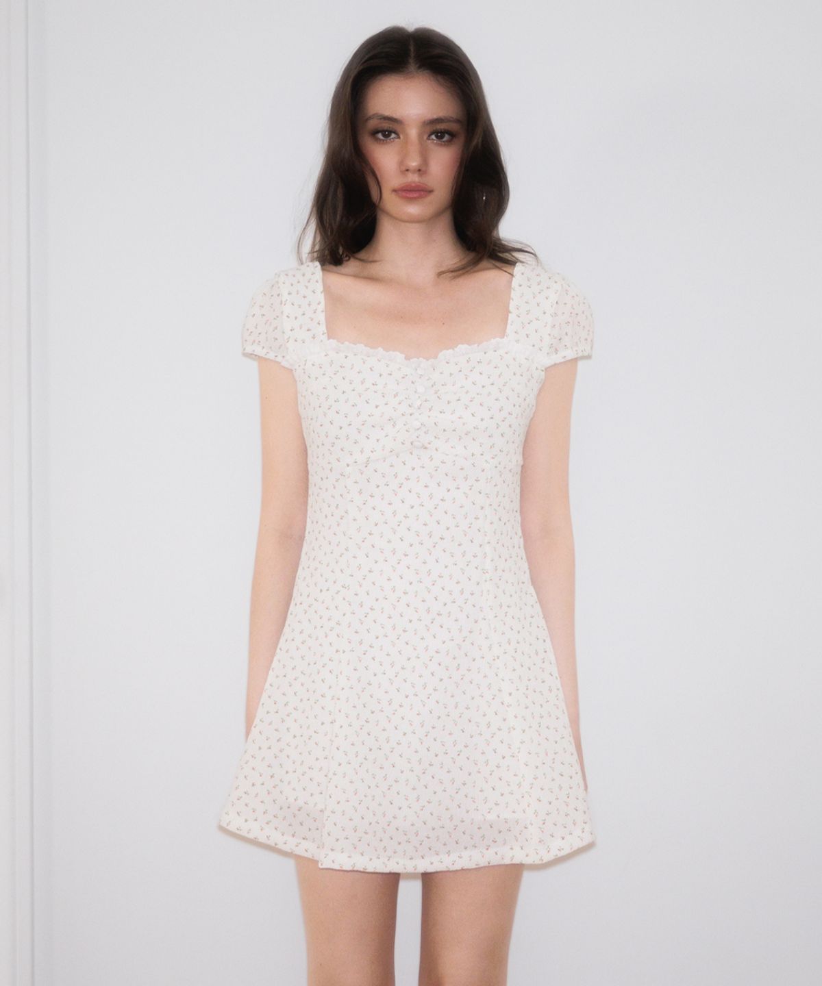 로제프란츠(ROSEFRANTZ) Lace Shirring Button Flare Dress [Ivory]