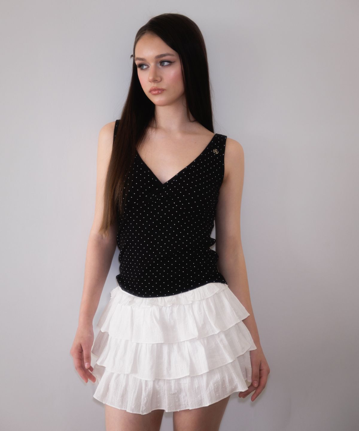 로제프란츠(ROSEFRANTZ) Dot V-neck Layered Sleeveless [Black]