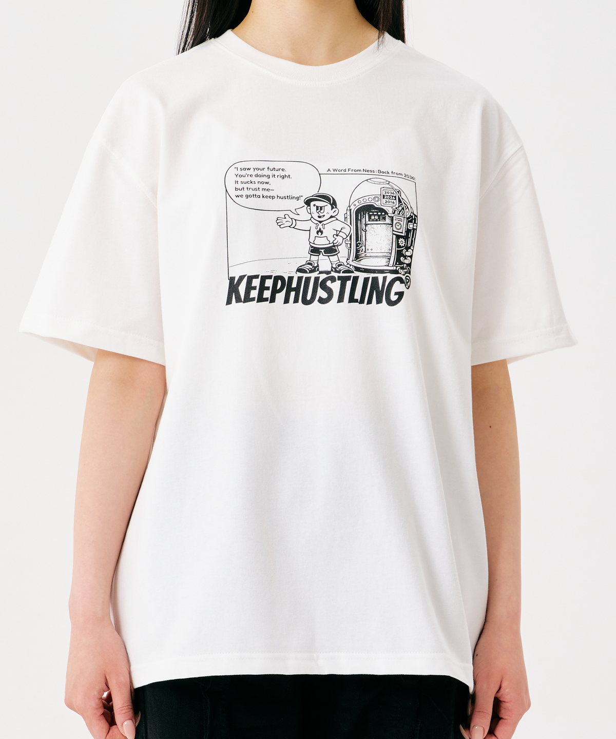 킵허슬링(KEEPHUSTLING) 너의 미래를 보고 왔어! 반팔티셔츠 (화이트)