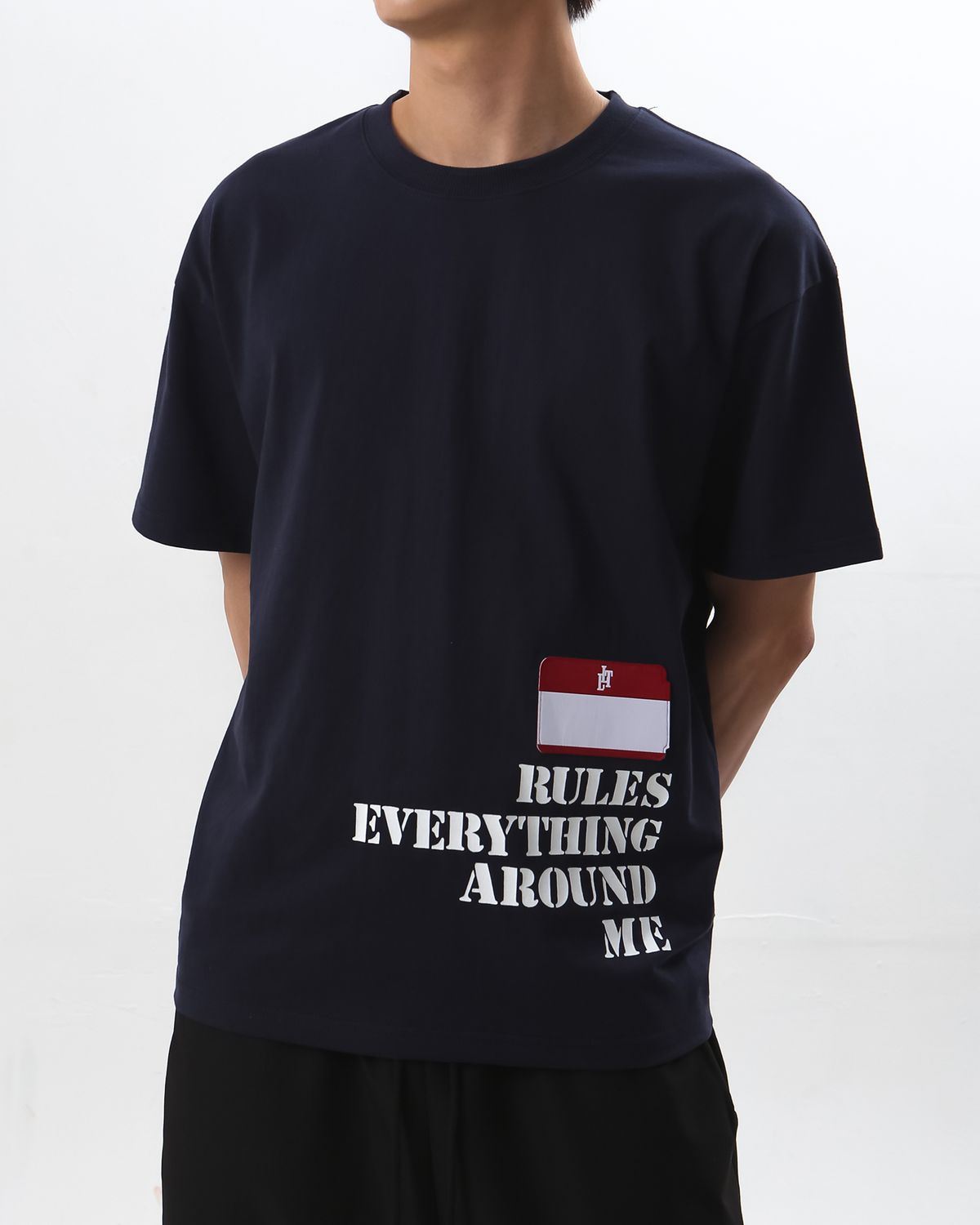 리브라이크디스(LLT) NAMETAG SHORTSLEEVE NAVY