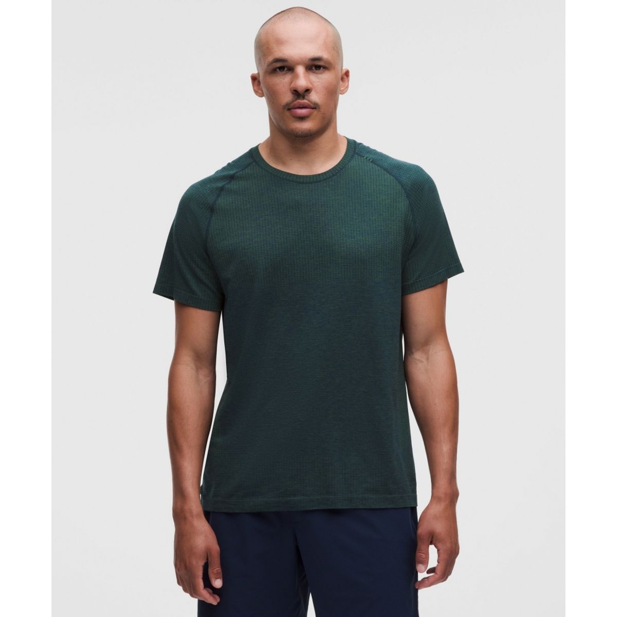 룰루레몬(LULULEMON) 메탈 벤트 테크 숏슬리브 셔츠  GOVE CLBL
