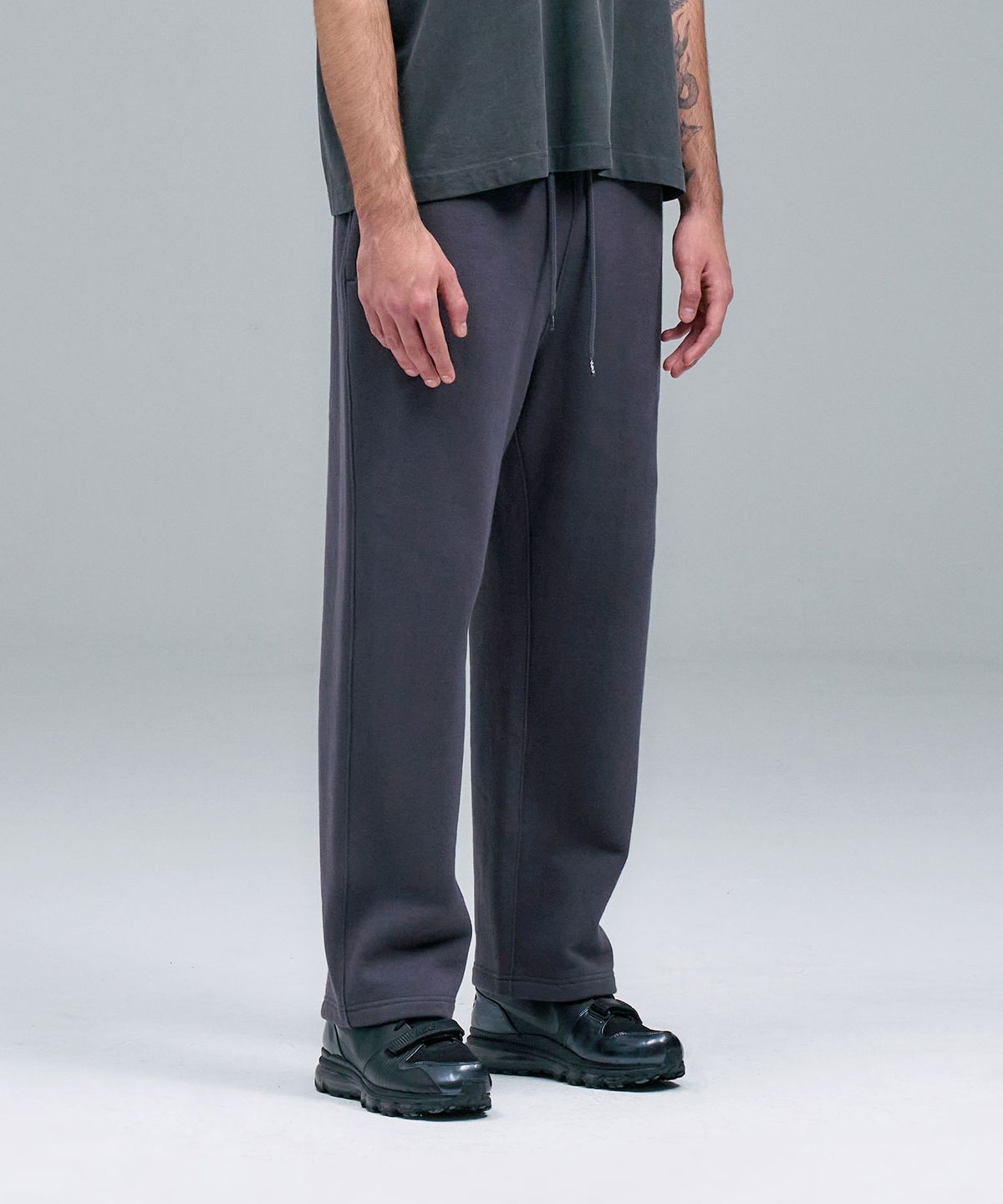 블레민크벨드(VLEMINCKVELD) Loose fit Sweat pants_Gray
