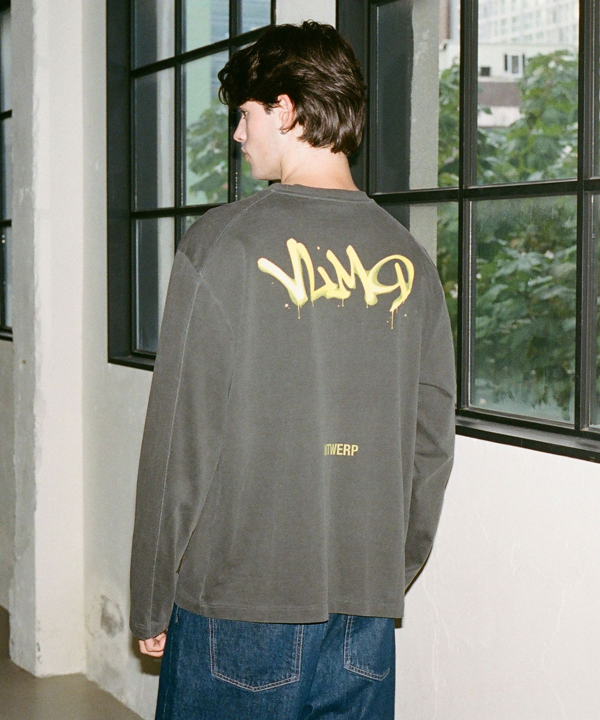 블레민크벨드(VLEMINCKVELD) VLMD Ink spray Long sleeve_Gray, Yellow