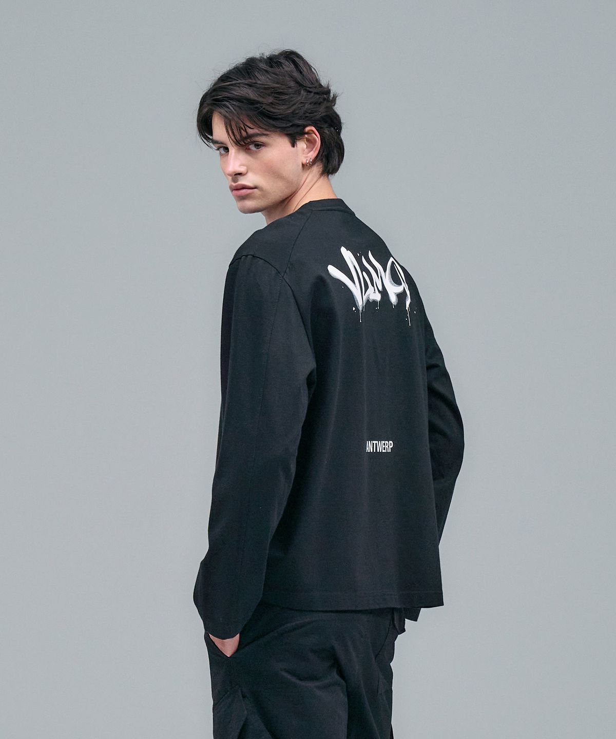 블레민크벨드(VLEMINCKVELD) VLMD Ink spray Long sleeve_Black, White