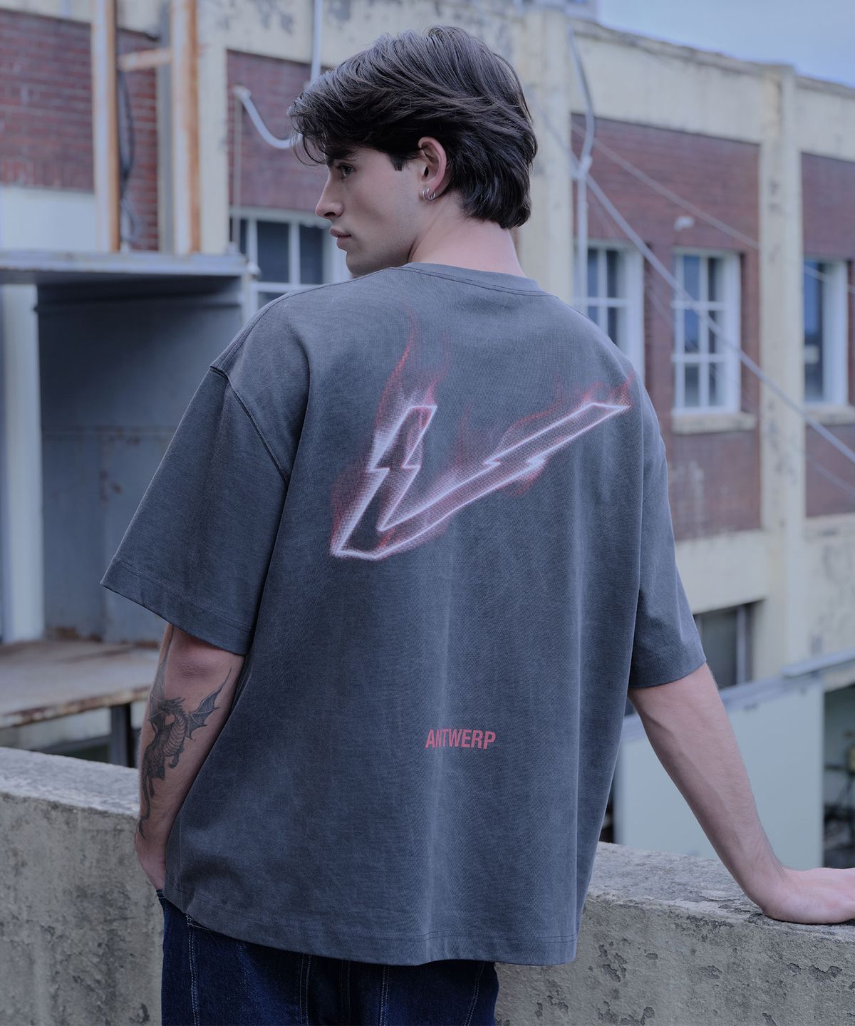 블레민크벨드(VLEMINCKVELD) V-neon Pigment Oversize T-shirts_Gray, Pink