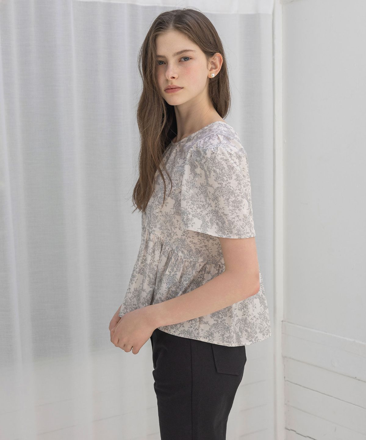 로트르드민(LAUTREDE MIN) Lautre Ette Ribbon Print blouse