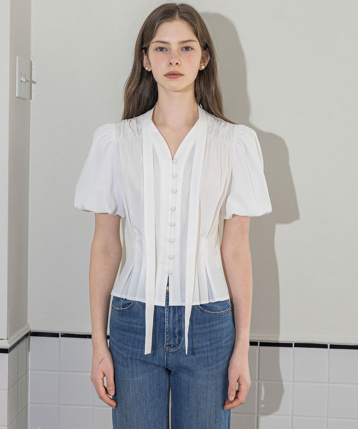 로트르드민(LAUTREDE MIN) Seersucker Tied white Blouse