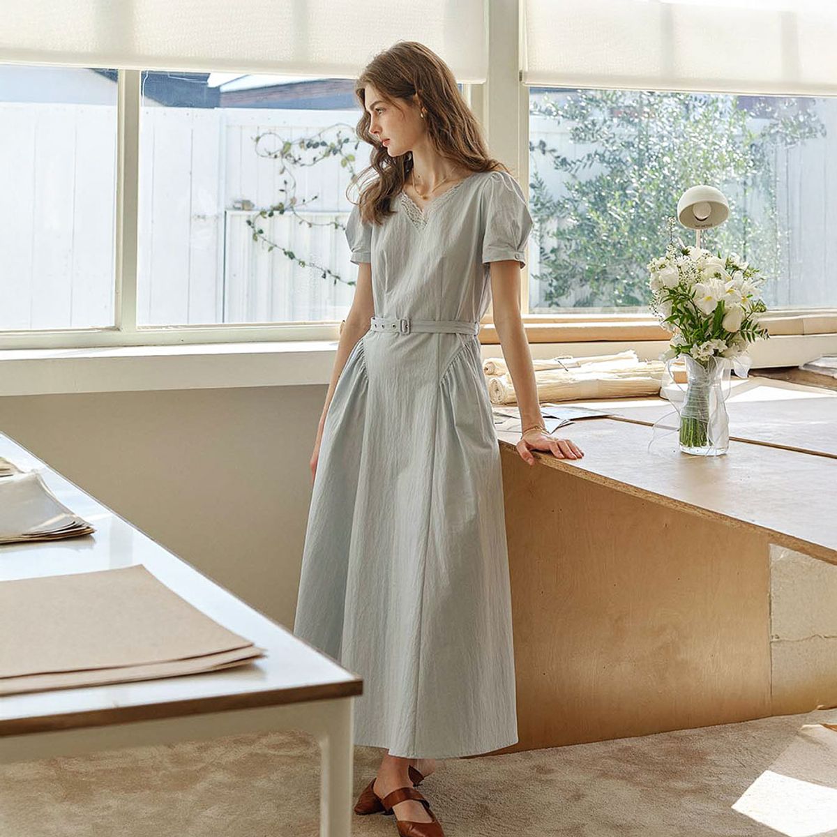 심플레트로(SIMPLE RETRO) SR_Cut temperament dress