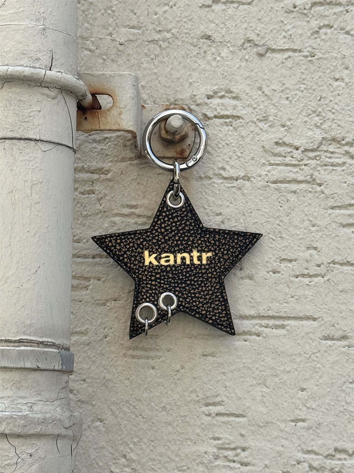 캔터(KANTR) STAR KEYRING_Black Gold