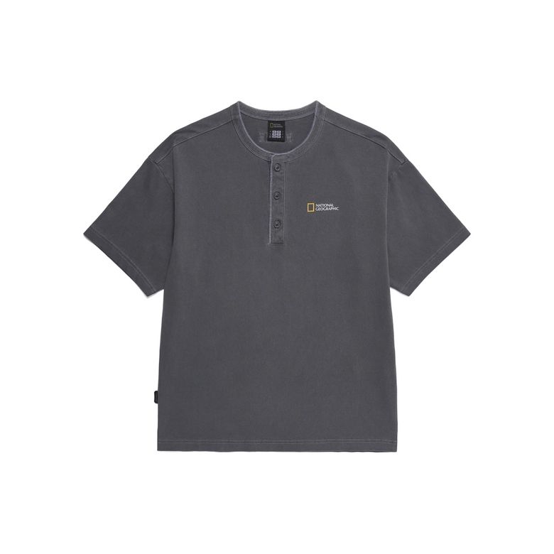 N262UTS112 칼라하리 그래픽 헨리넥 세미오버핏 반팔 티셔츠 WOOD GREY