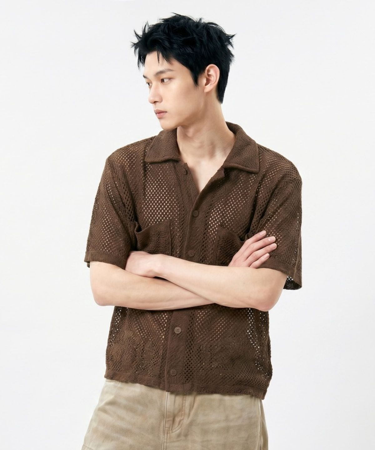 언더오프(UNDEROFF) 투포켓 크롭 메쉬 반팔 셔츠 브라운