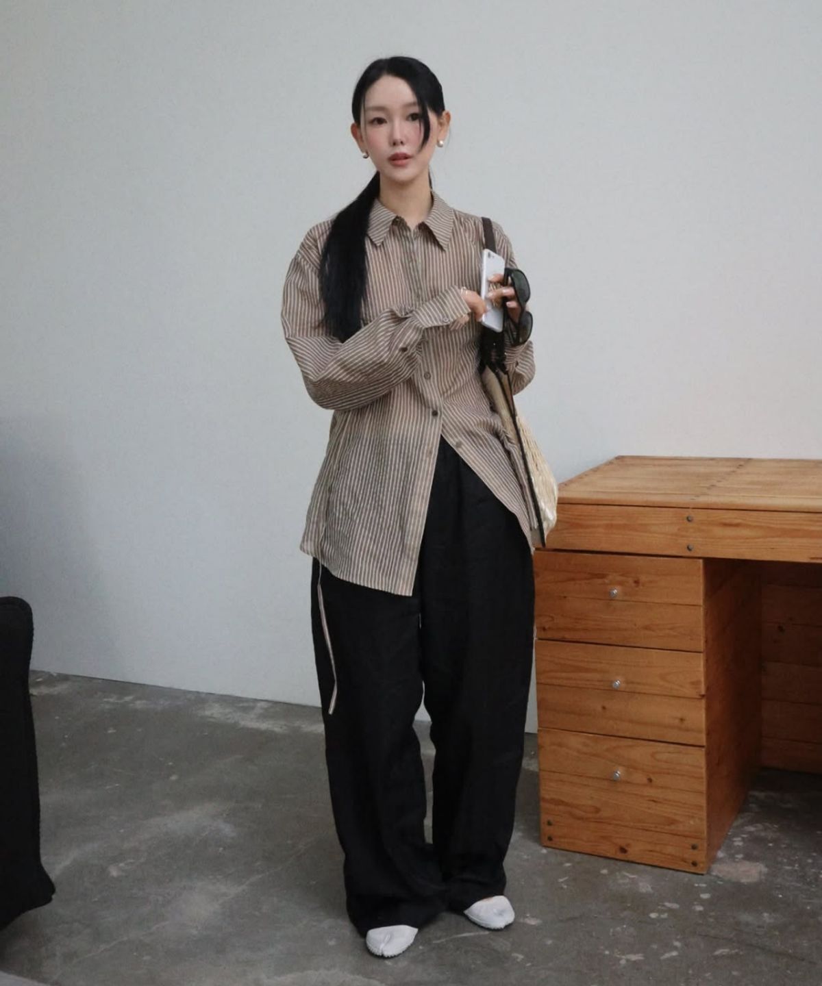 지비에이치 어패럴(GBH APPAREL) SHEER STRAP BLOUSE / BROWN