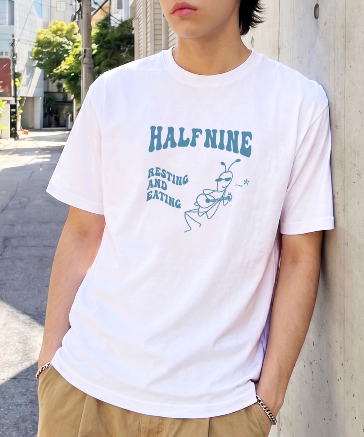 하프나인(HALFNINE) 레스팅 앤 데이팅 드로잉 반팔티 I05BRD_HBX11331