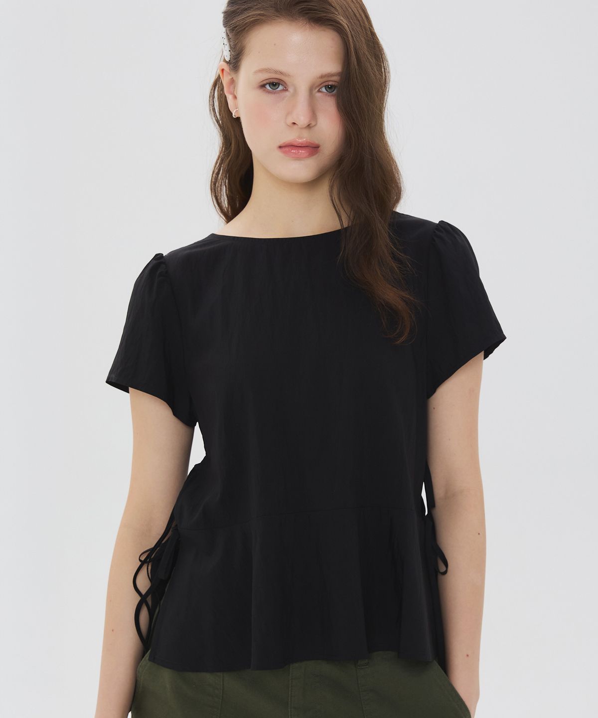 뉴루키(NEW LOOKY) Ribbon blouse_Black
