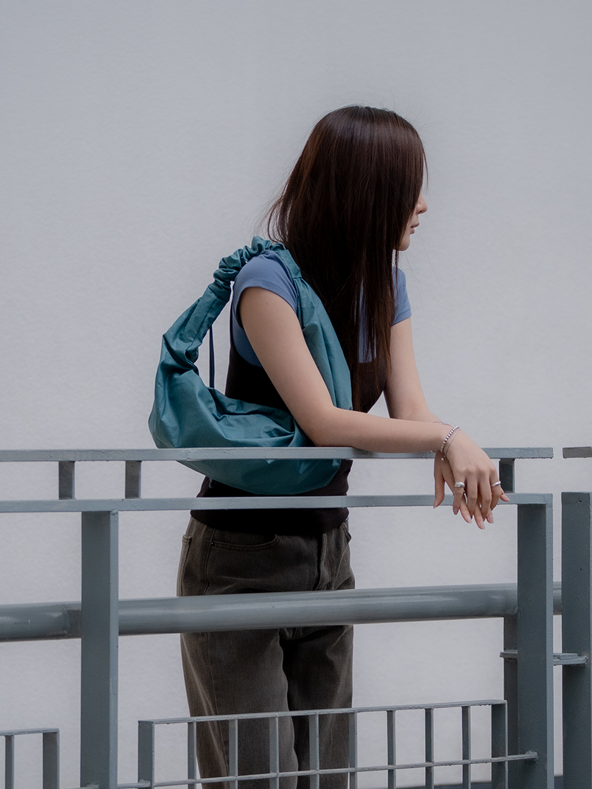아코크(ACOC) Glossy Small Tangle Twist Bag_Teal Green