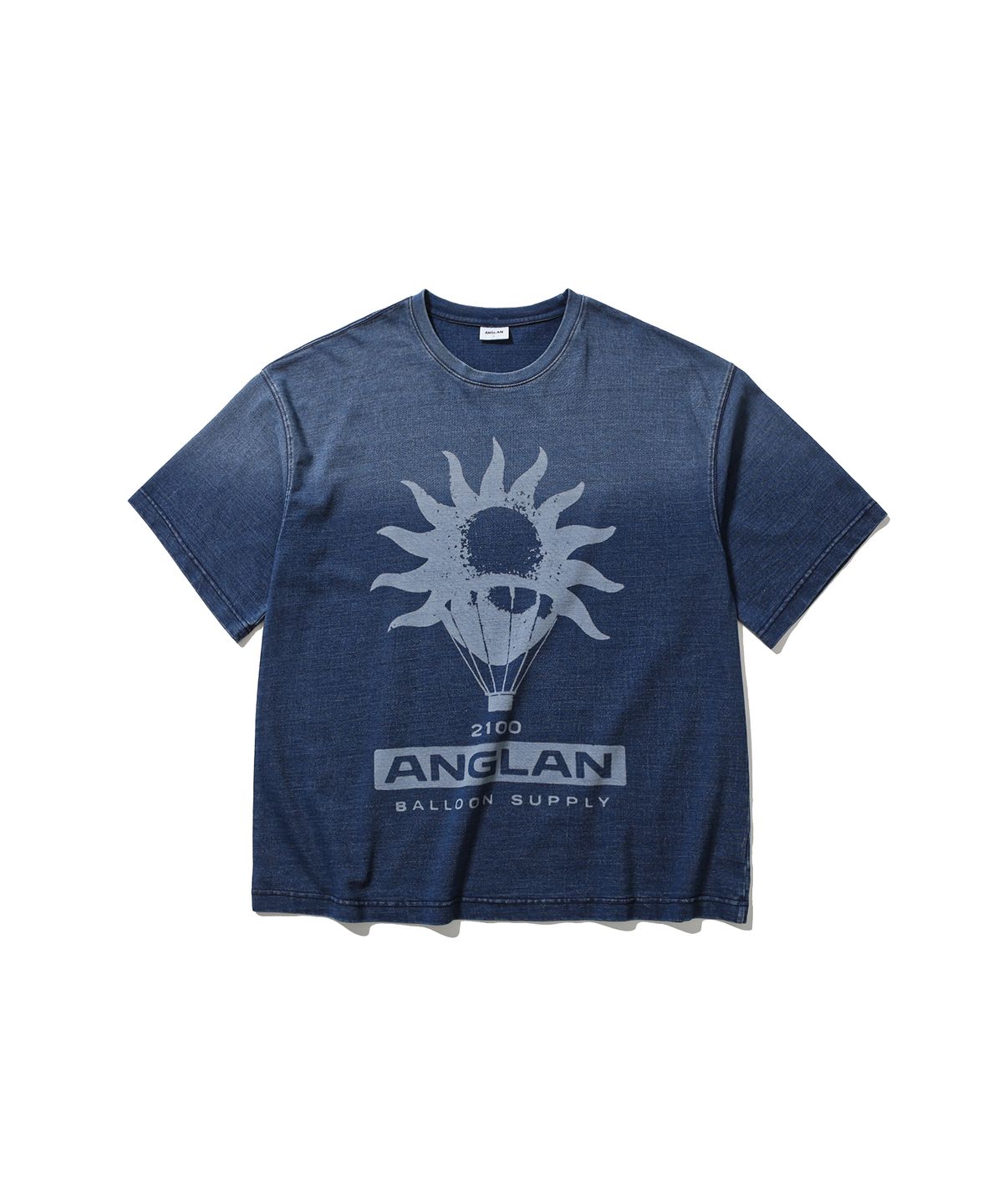 앵글런(ANGLAN) Sun Graphic Denim Tee - Washed Blue