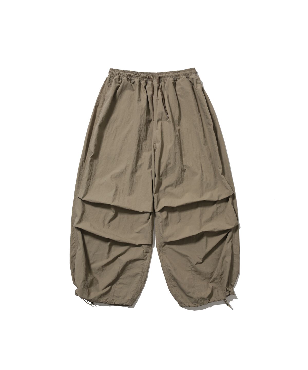 앵글런(ANGLAN) Nylon Parachute Balloon Pants - Beige