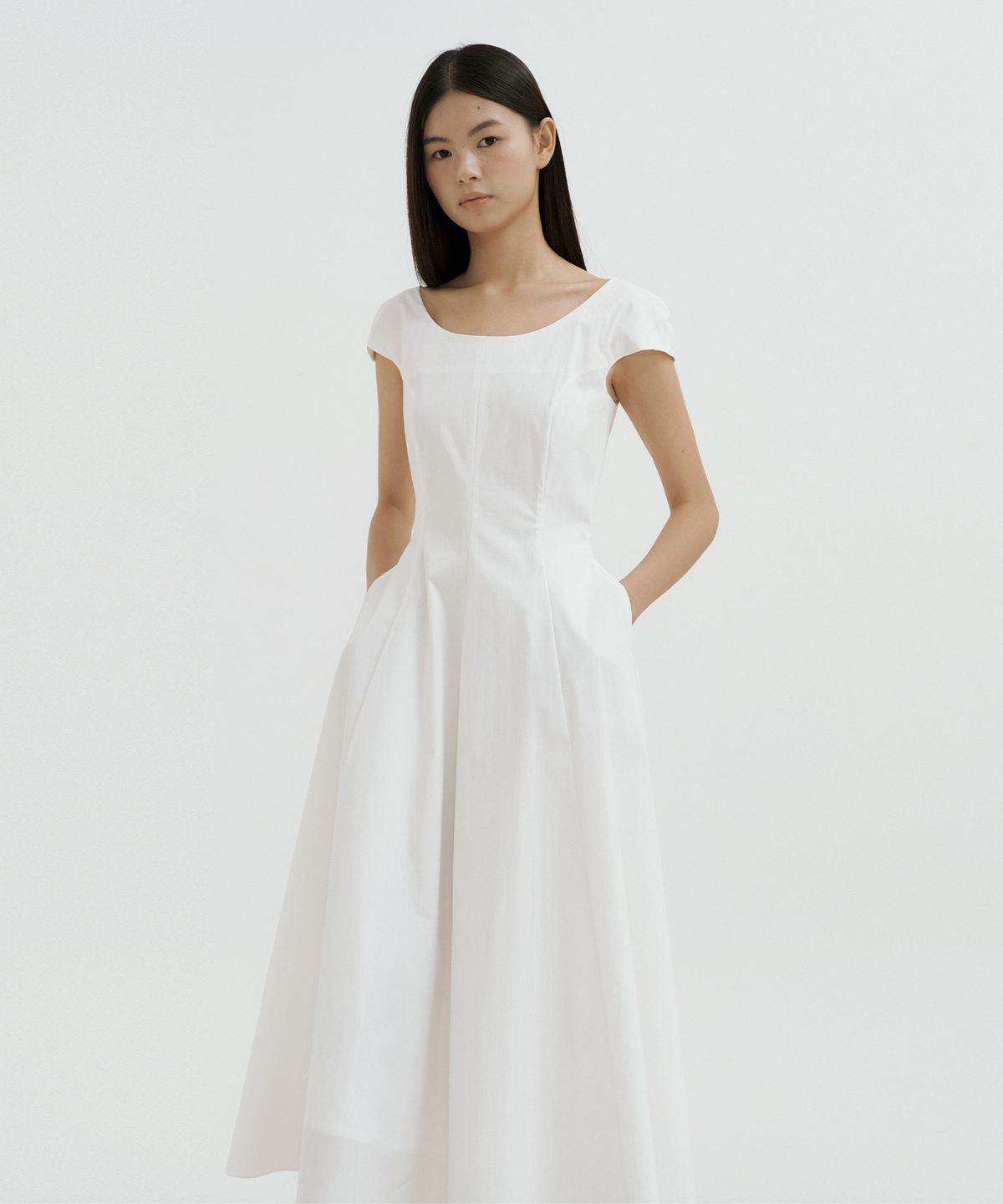 루시르주(LUCIR ZU) Mare Boatneck Flare Dress (ivory)