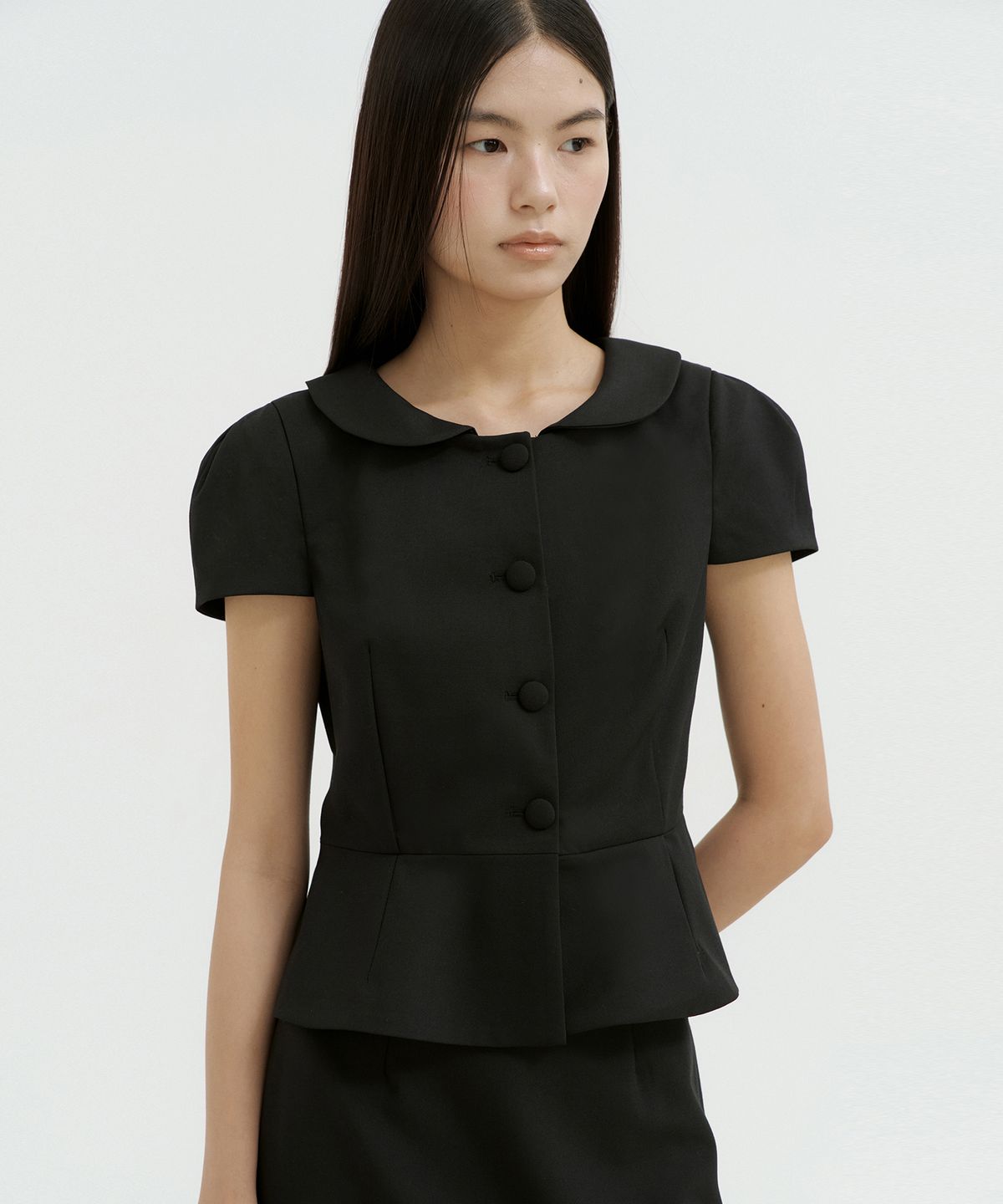 루시르주(LUCIR ZU) Round Collar Flare Jacket (black)