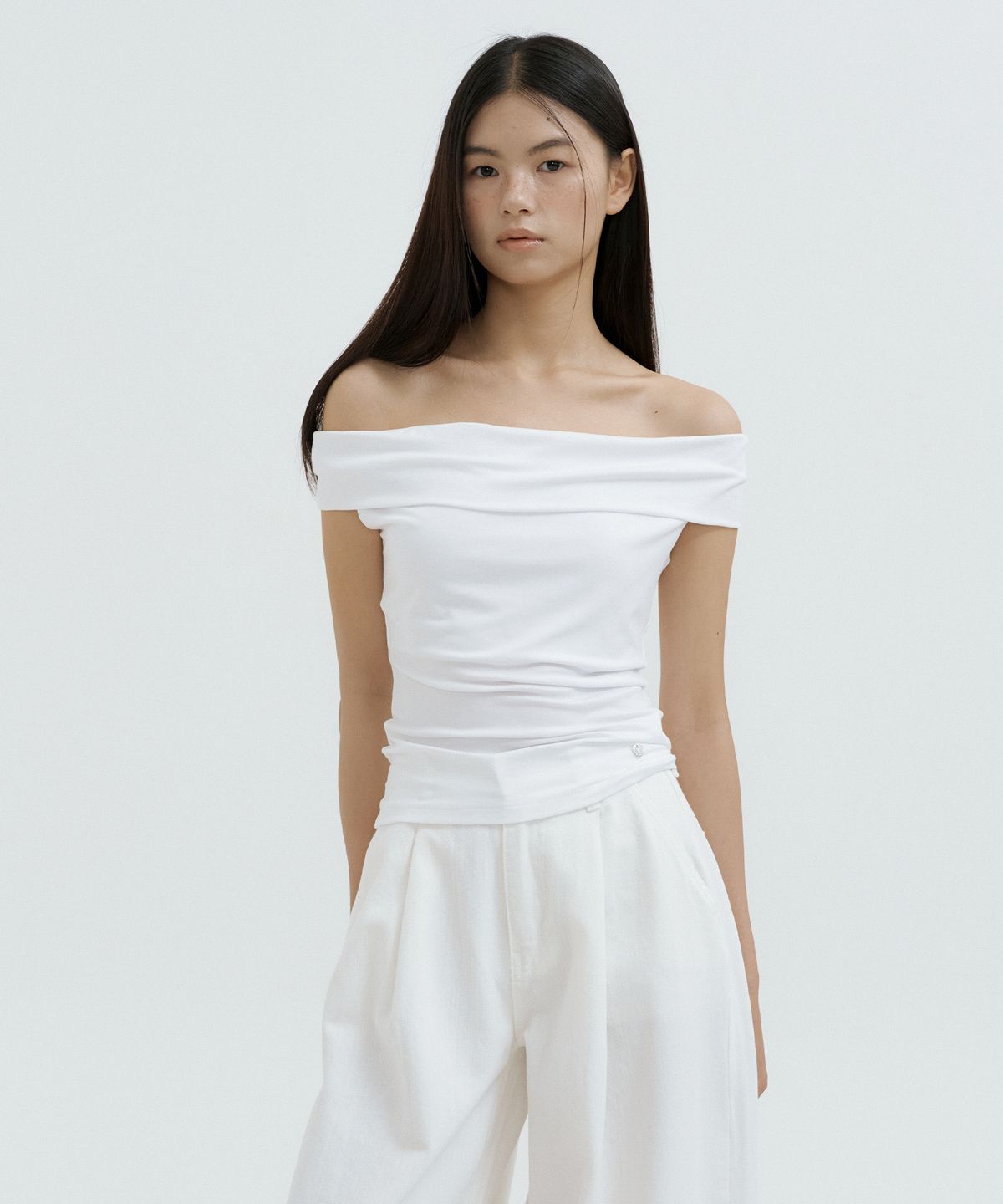 루시르주(LUCIR ZU) Convertible Drape Off-Shoulder Top (ivory)