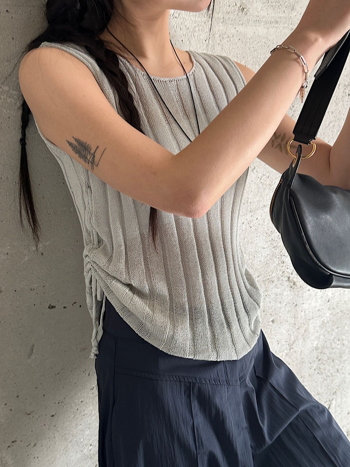 아포엠(APOEM) Veil Rib Knit Top (2C)