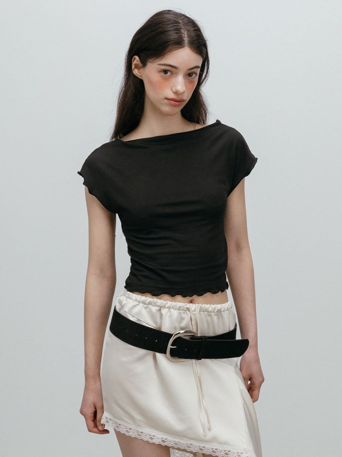 모이페어(MOIFAIRE) SOFT DRAPE T-SHIRT / BLACK