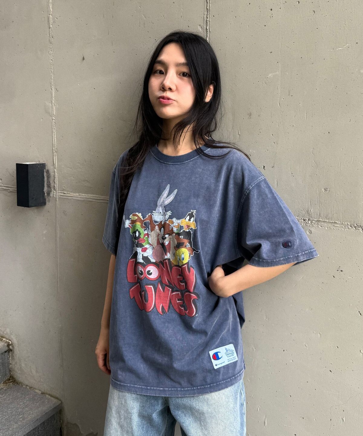 챔피온(CHAMPION) 챔피온 X 루니툰즈 그래픽 반팔 티셔츠 Blue