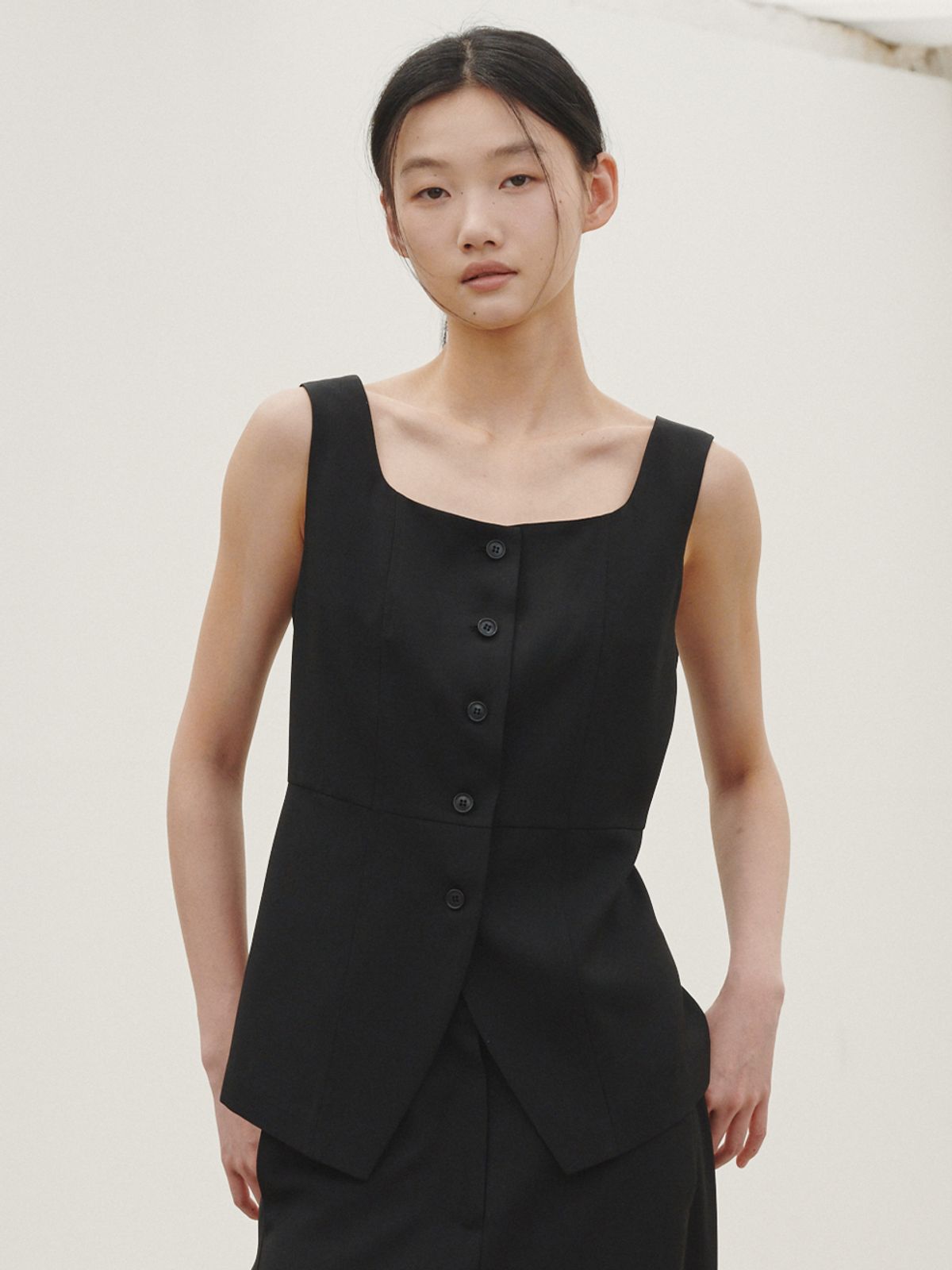 누브(NOUVE) 린넨 베스트 블라우스 - 블랙 / Linen Vest Blouse - Black