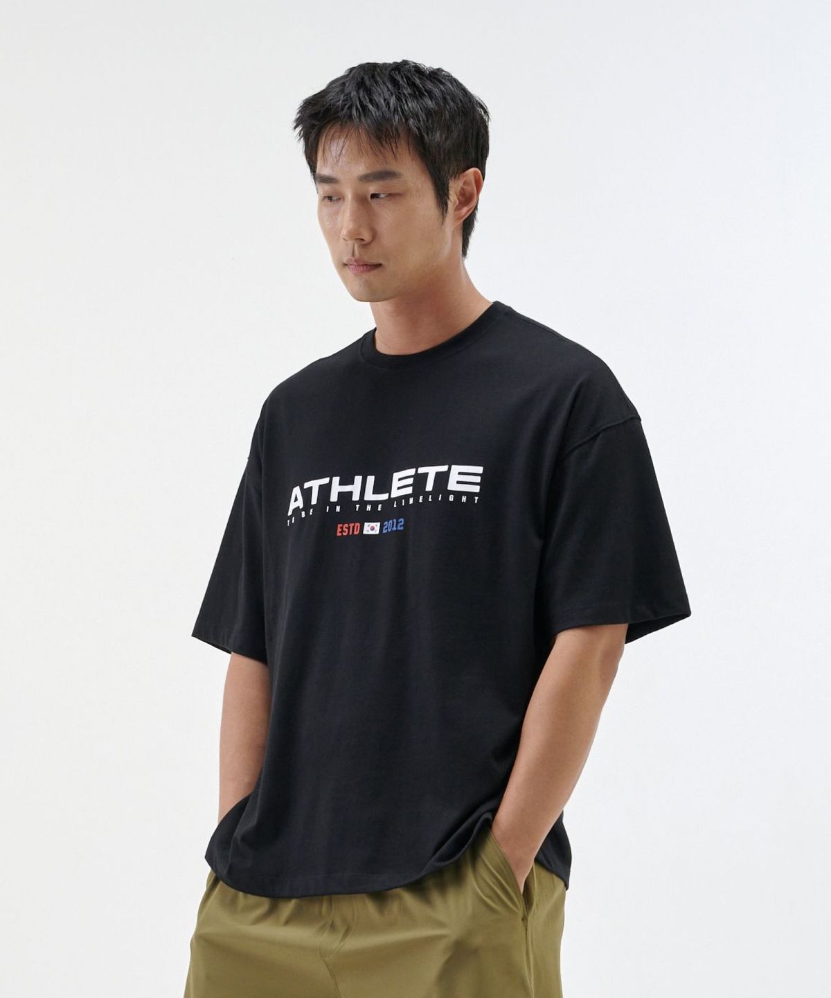 라임라잇 어패럴(LIMELIGHT APPAREL) 애슬릿 빅 로고 쿨링 오버사이즈 티셔츠 (블랙/화이트)