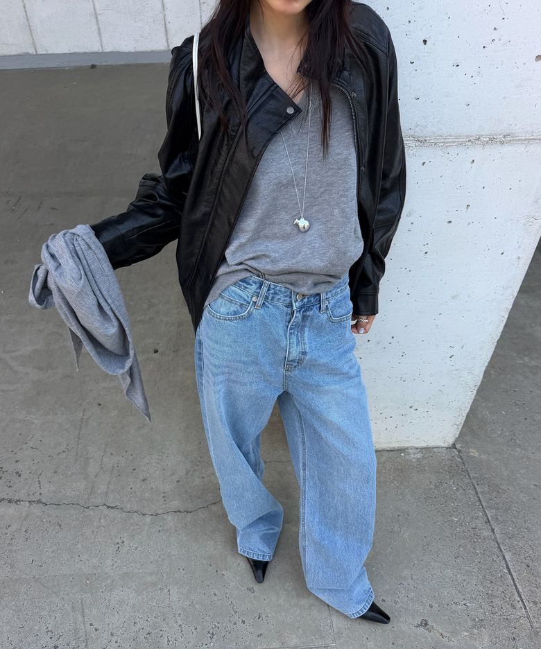 Curved washing denim pants