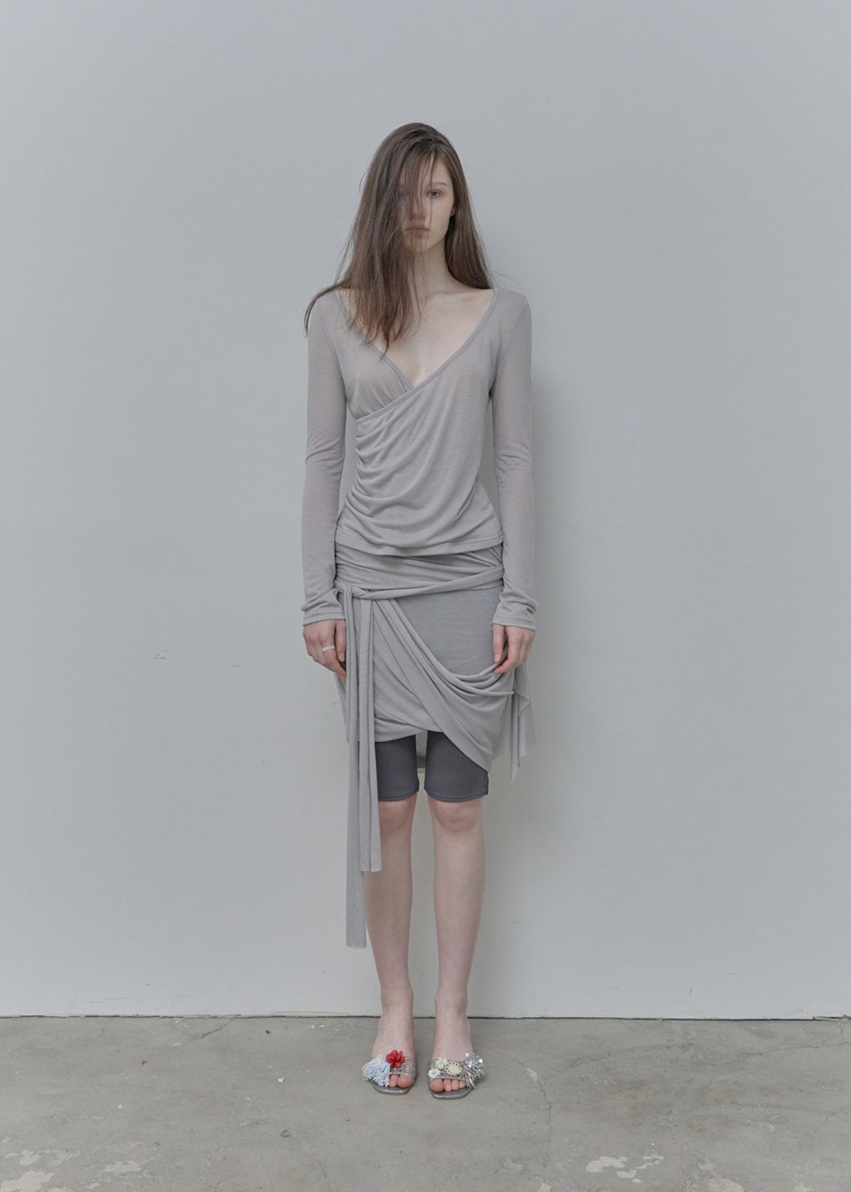 필세(PHILCE) See-Through Tied Shirring Midi skirt, Gray