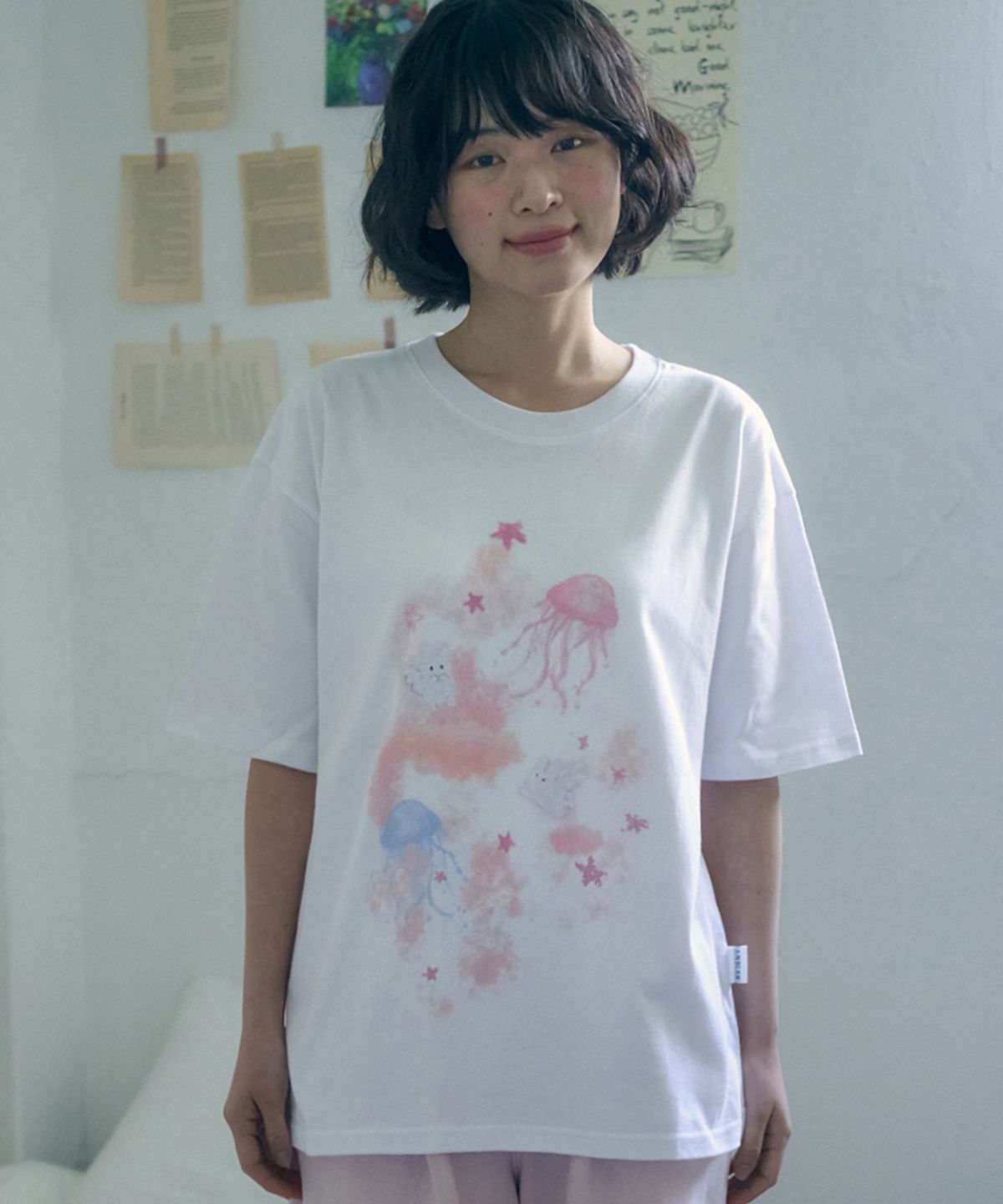 엠블러(AMBLER) Jellyfish 그래픽 반팔 티셔츠 AS1316 (화이트)