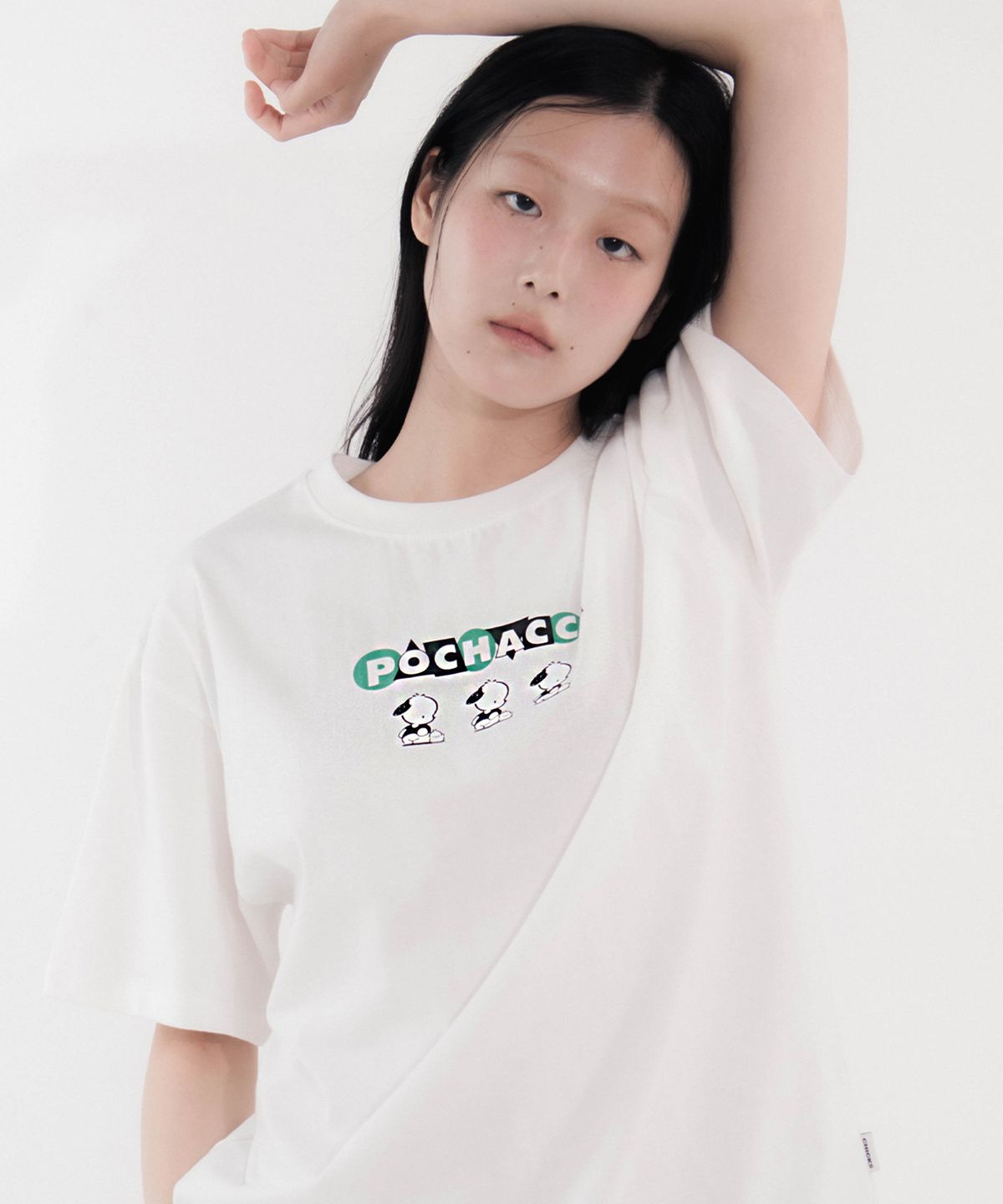 칙스(CHICKS) 포차코 지오메트릭 오버 반팔 티셔츠 화이트