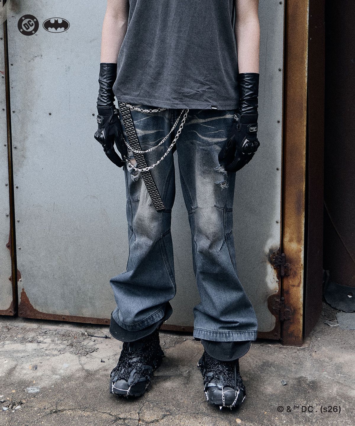 비엘알(BLR) (Batman Edition) Batwing Bootcut Denim Pants Light Blue