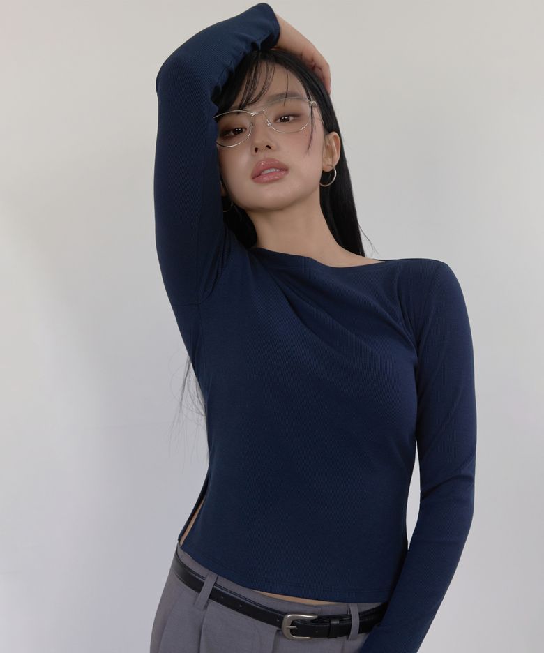 [캡내장] 슬릿 보트넥 라인 보정 긴팔티