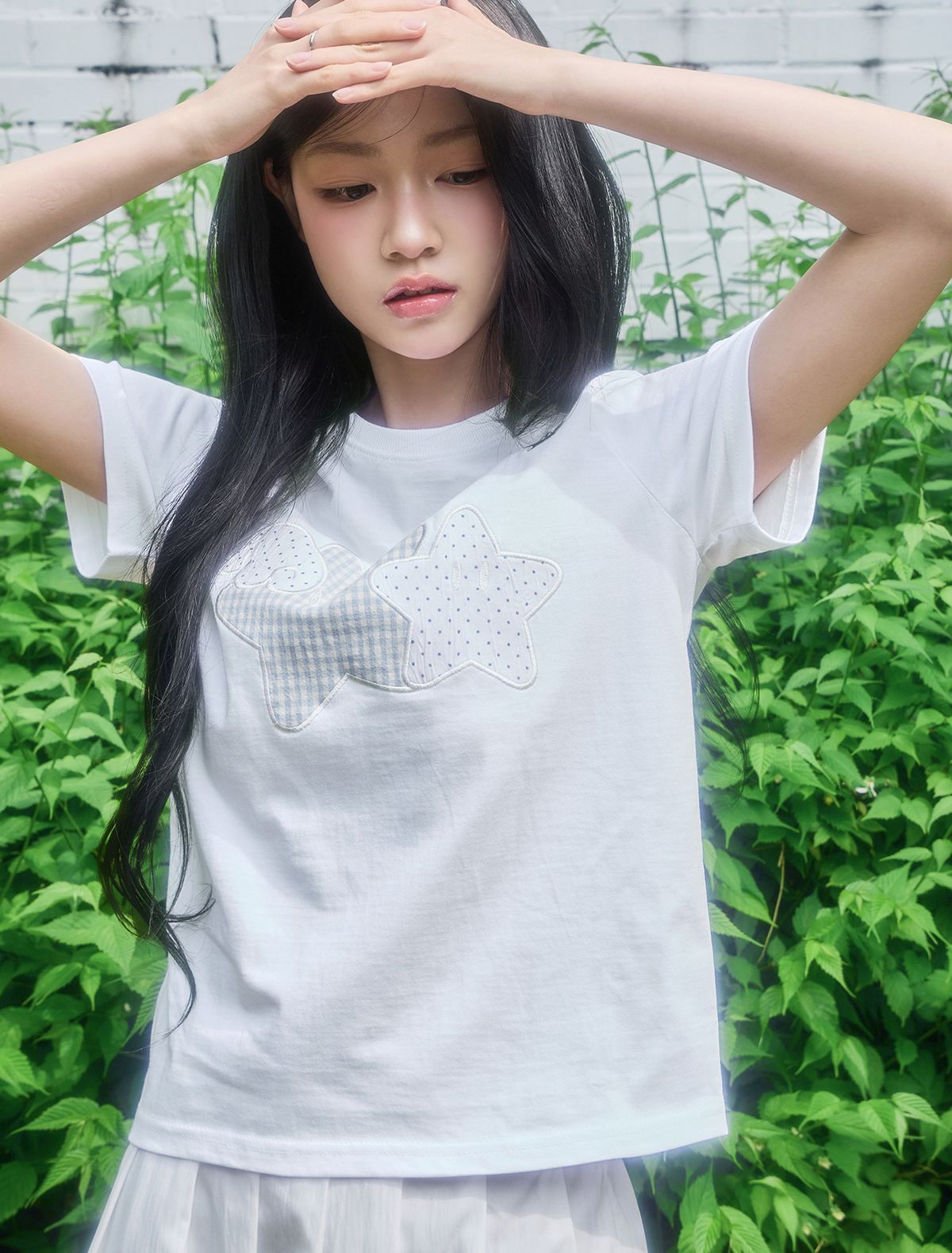 루프(LOOXP) 엔젤 스타 패치 도트 슬림핏 반팔티 아이보리