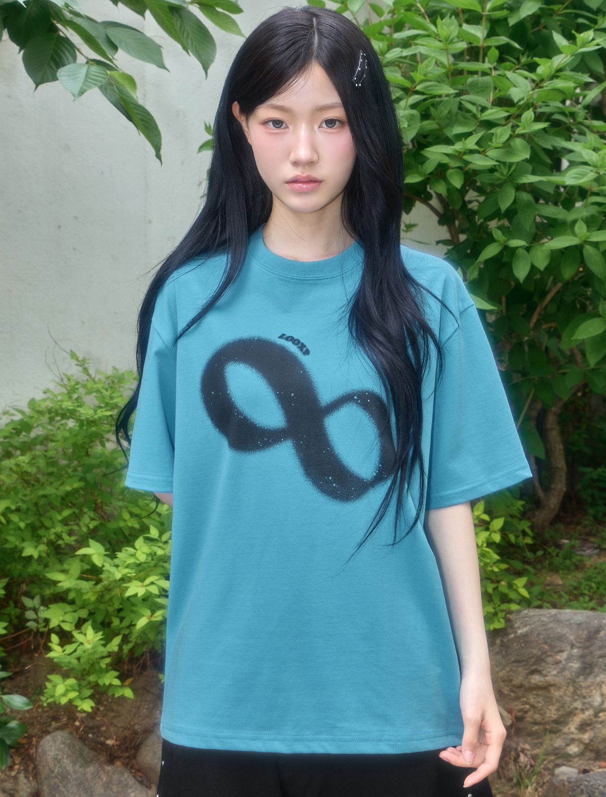 루프(LOOXP) 블러 로고 프린팅 오버핏 반필티 민트블루