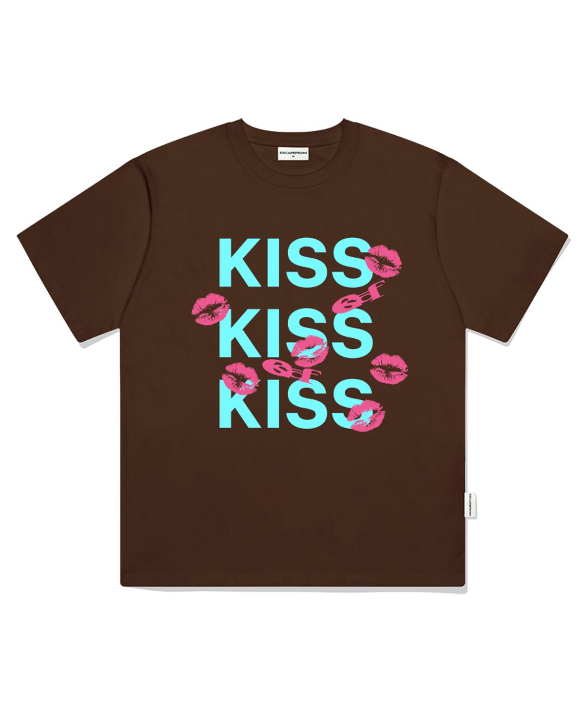 이스케이프프롬(ESCAPEFROM) KISS KISS KISS 프린트 오버핏 반팔티 브라운