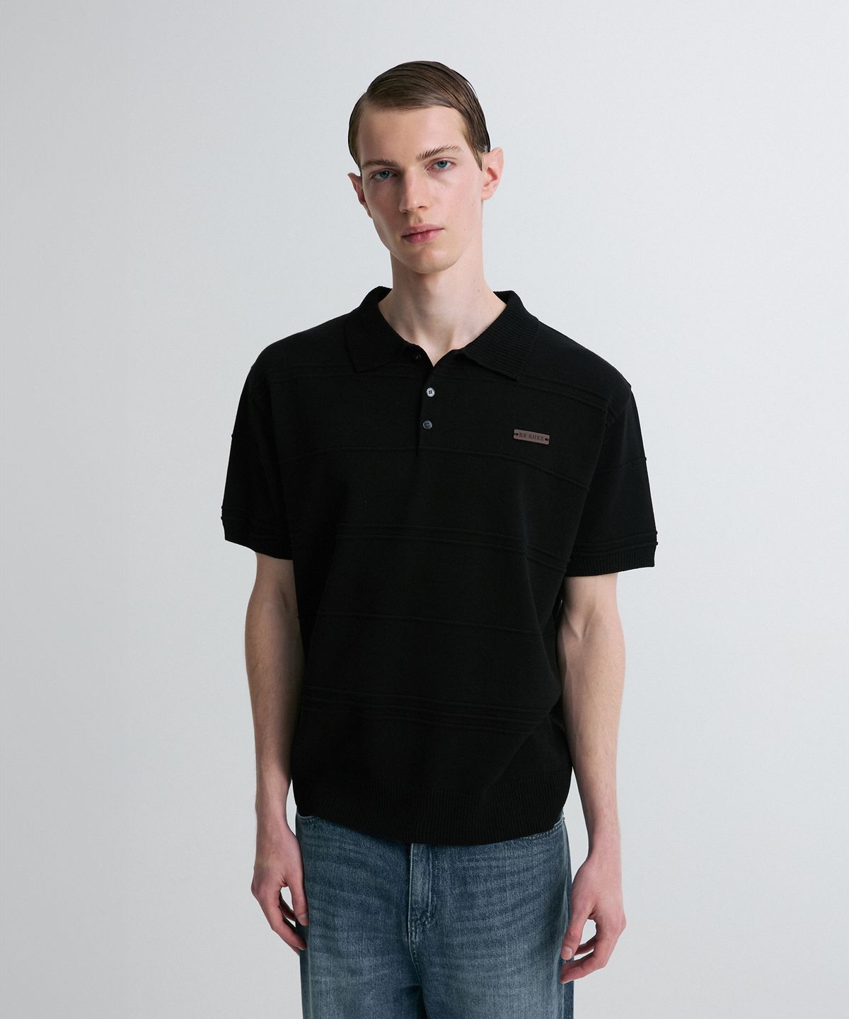 리이 맨(RERHEE MEN) RIBBED DETAIL KNIT POLO SHIRT BLACK