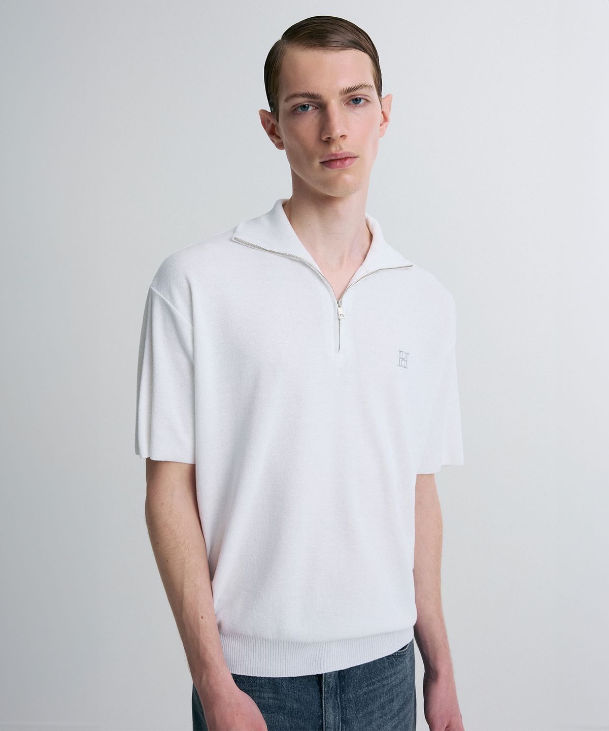 리이 맨(RERHEE MEN) QUARTER-ZIP KNIT POLO SHIRT WHITE