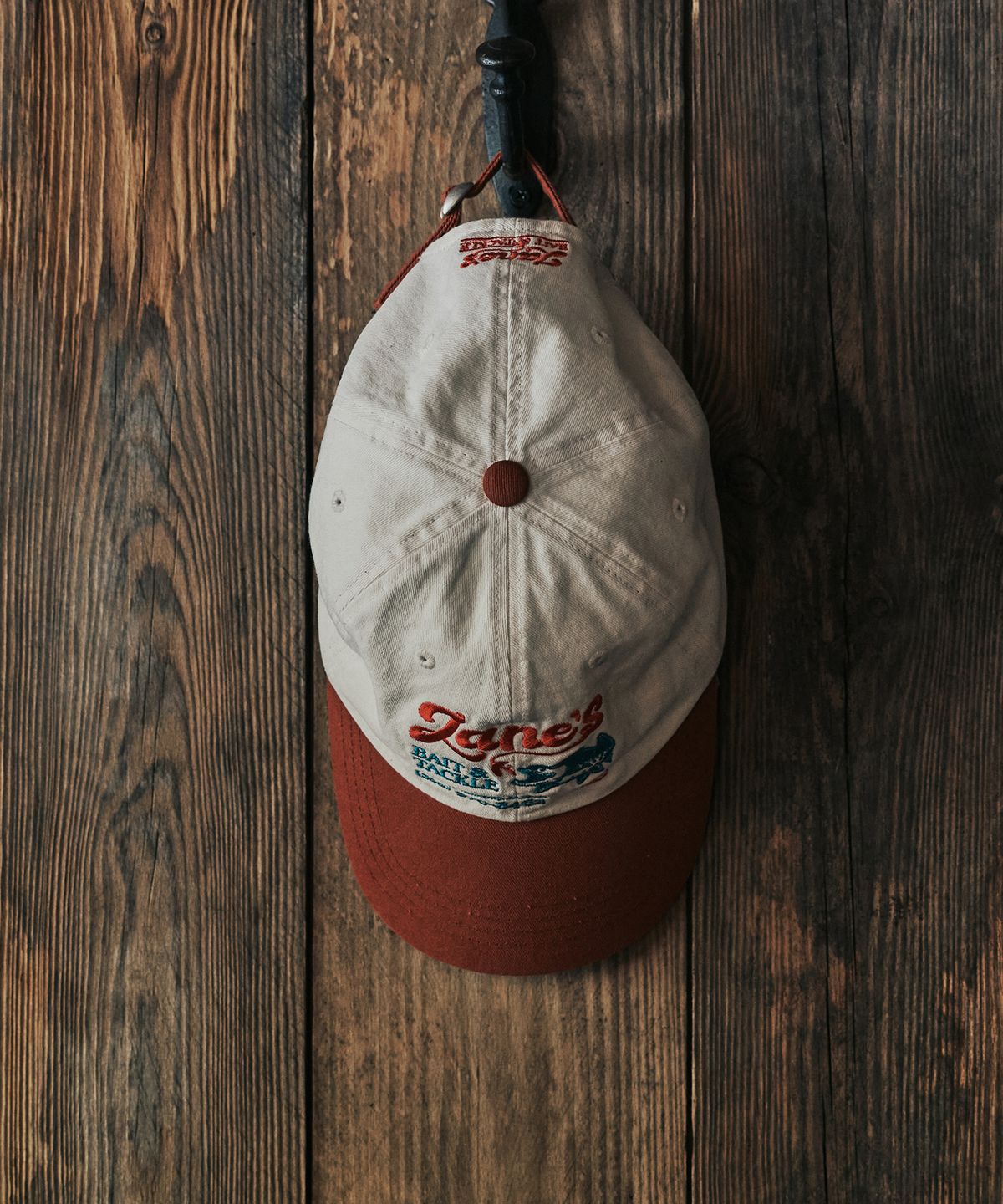 프리즘웍스(FRIZMWORKS) ZANES BAIT & TACKLE TWO TONE BALL CAP _ ORANGE