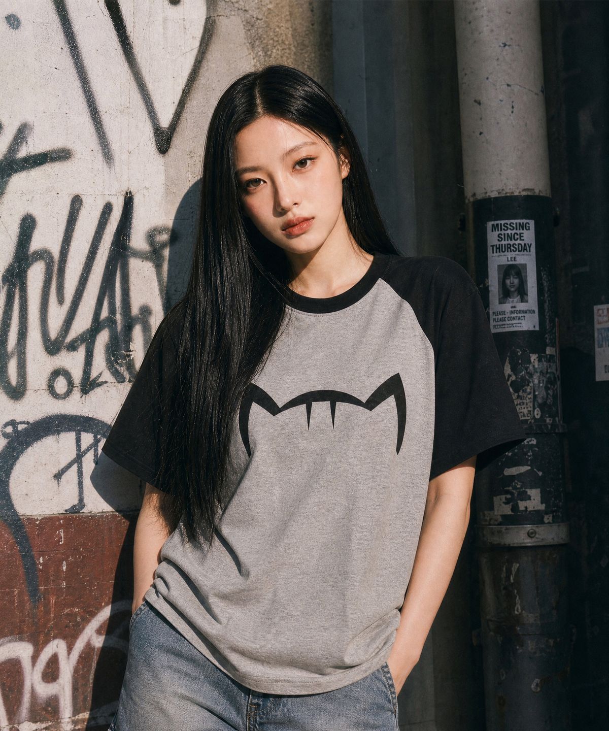 키키미미(KIKIMIMI) 레글런 키티 빅 로고 티셔츠 (멜란지)