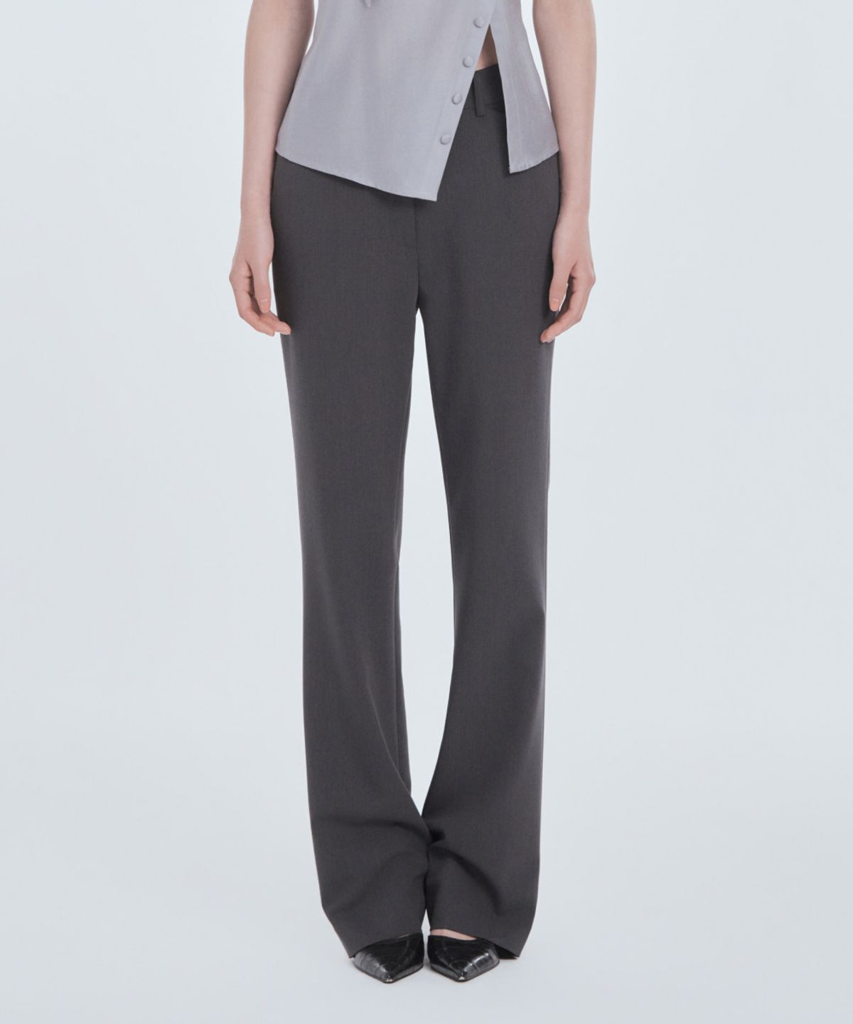 마우솔레움(MAU SOLEUM) Emma Tailored Semi Bootcut Slacks - Charcoal