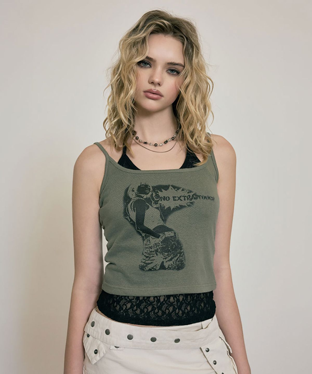 노 엑스트라 터치(NO EXTRA TOUCH) Graphic Mesh Sleeveless (Khaki) / 26SMSL001KH