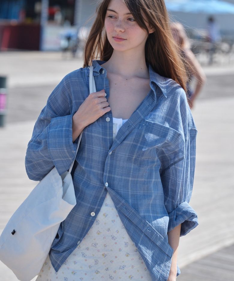 OVERSIZED Lc SHEER CHECKED SHIRT_BLUE [LC262SH02BL]