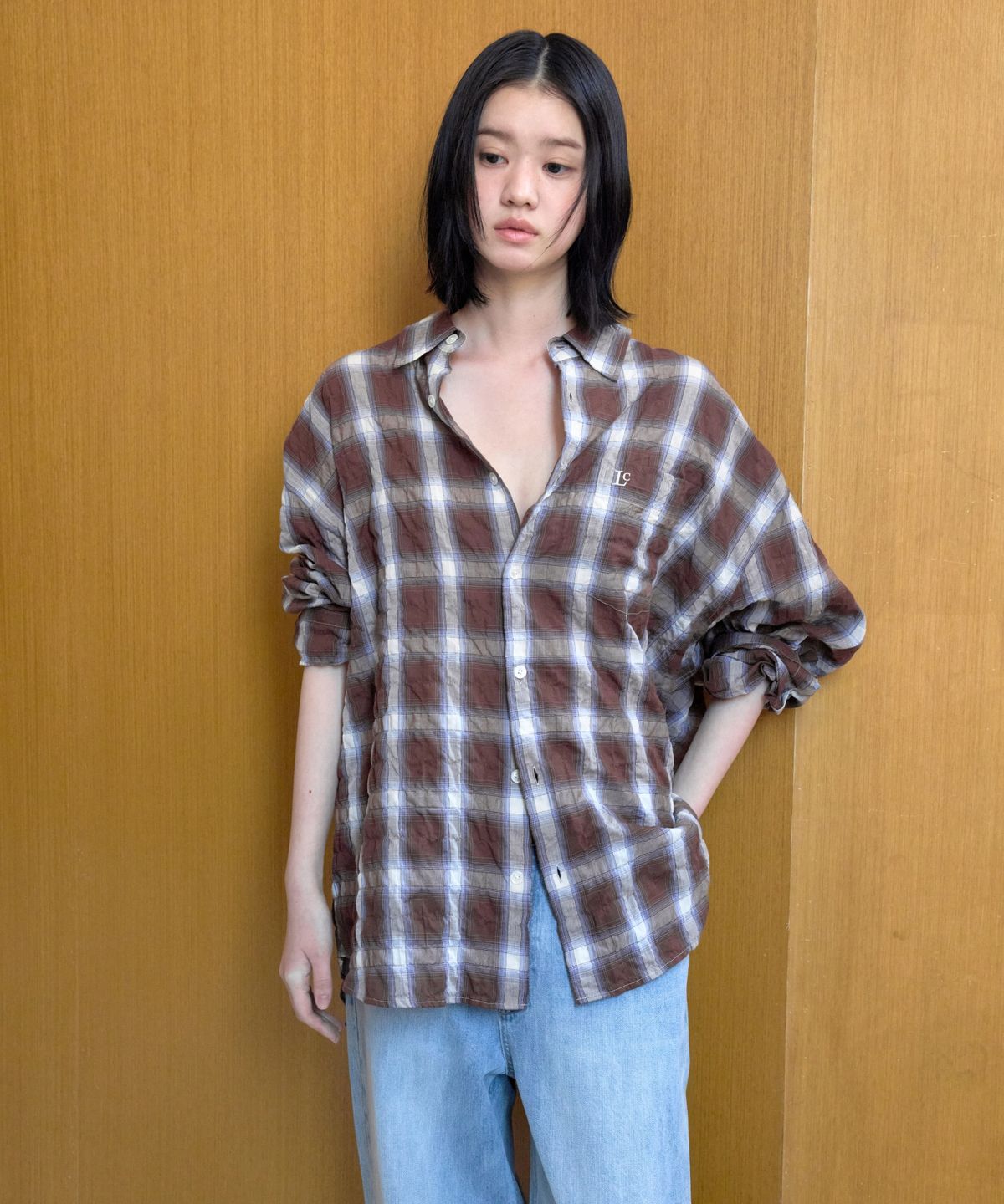 로우클래식(LOW CLASSIC) OVERSIZED Lc SHEER CHECKED SHIRT_BROWN [LC262SH02BR]
